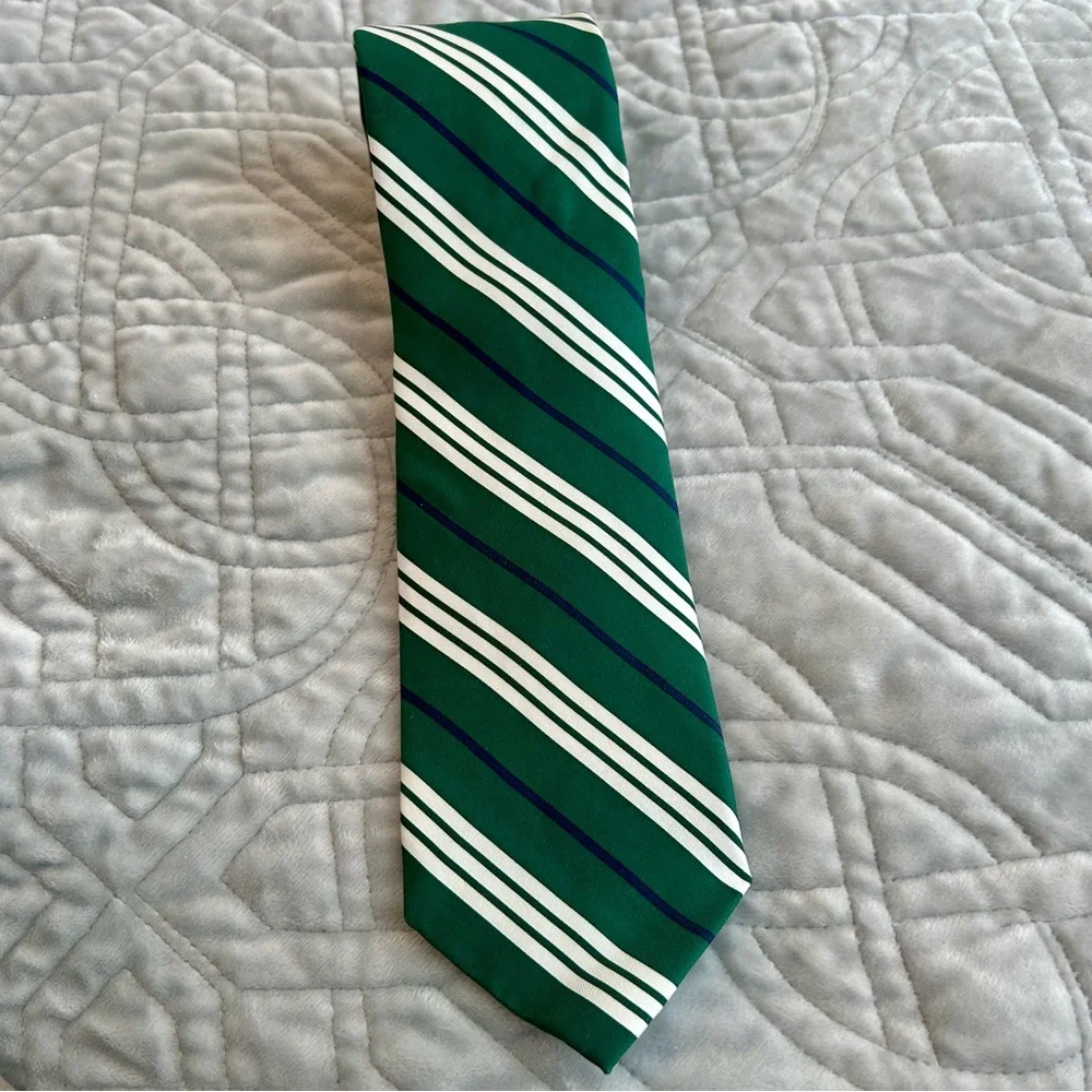 VINEYARD VINES Men’s Candy Stripe Printed Tie in Charleston Green